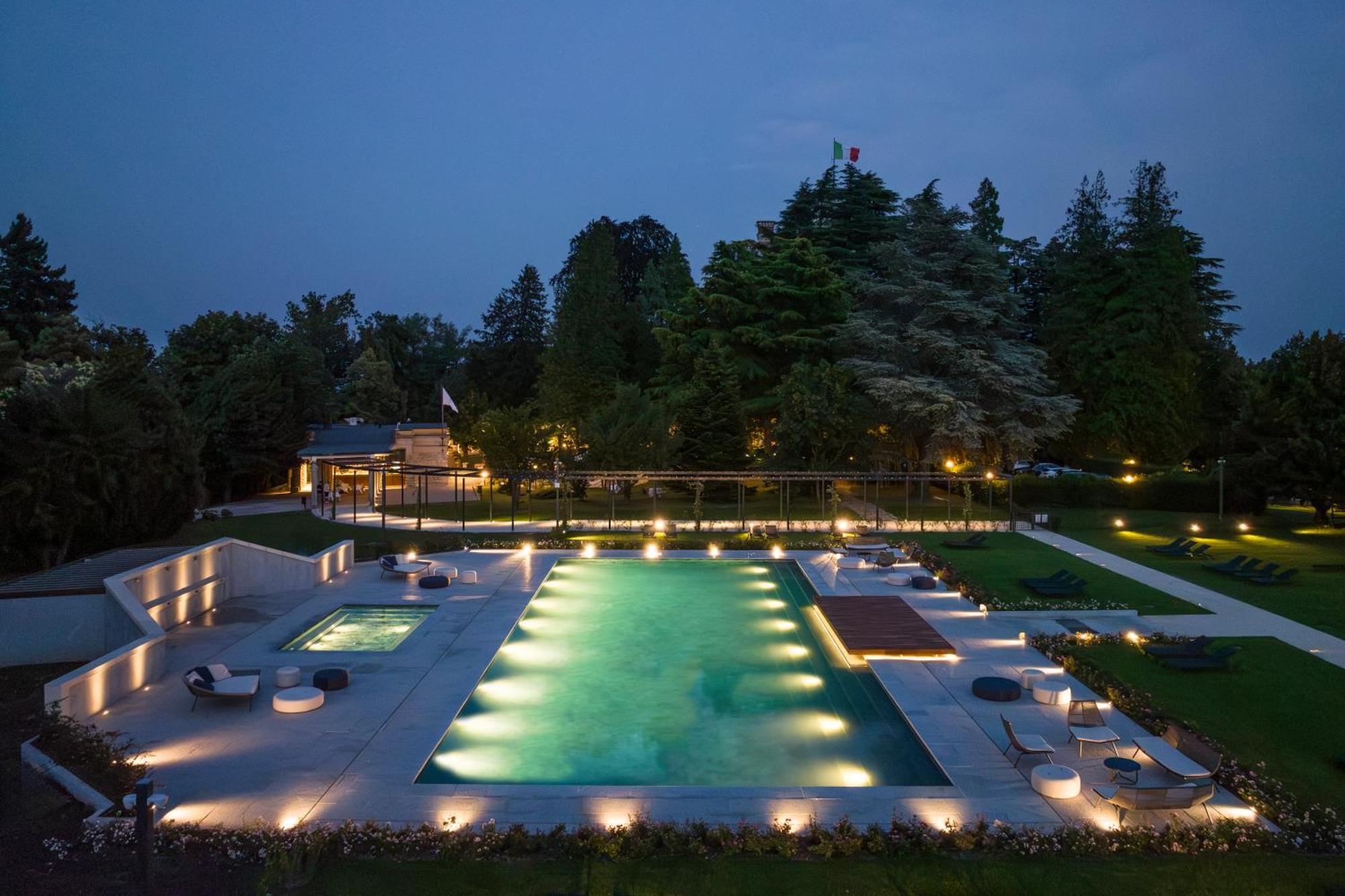 Palace Grand Hotel Varese Esterno foto
