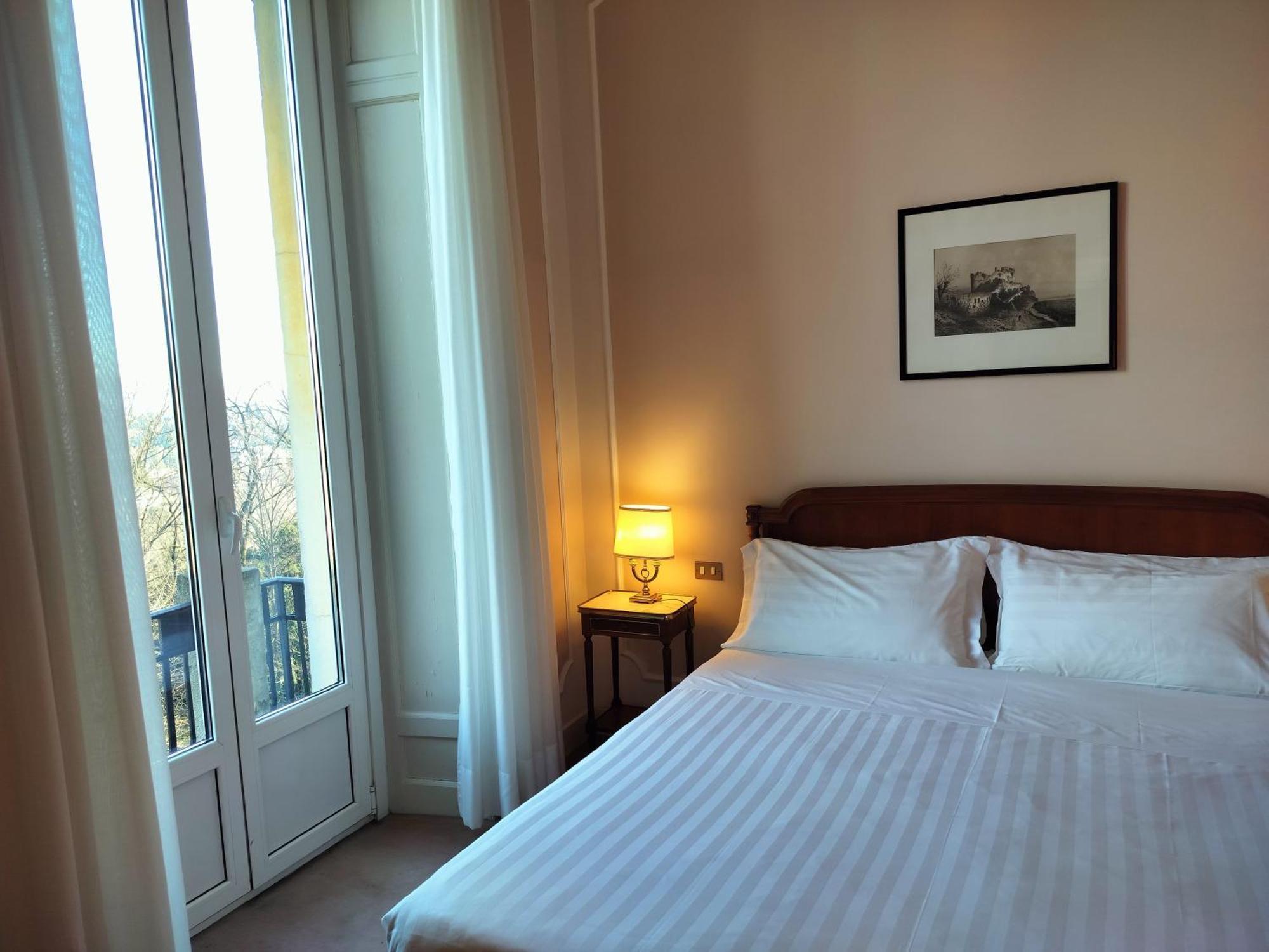 Palace Grand Hotel Varese Esterno foto