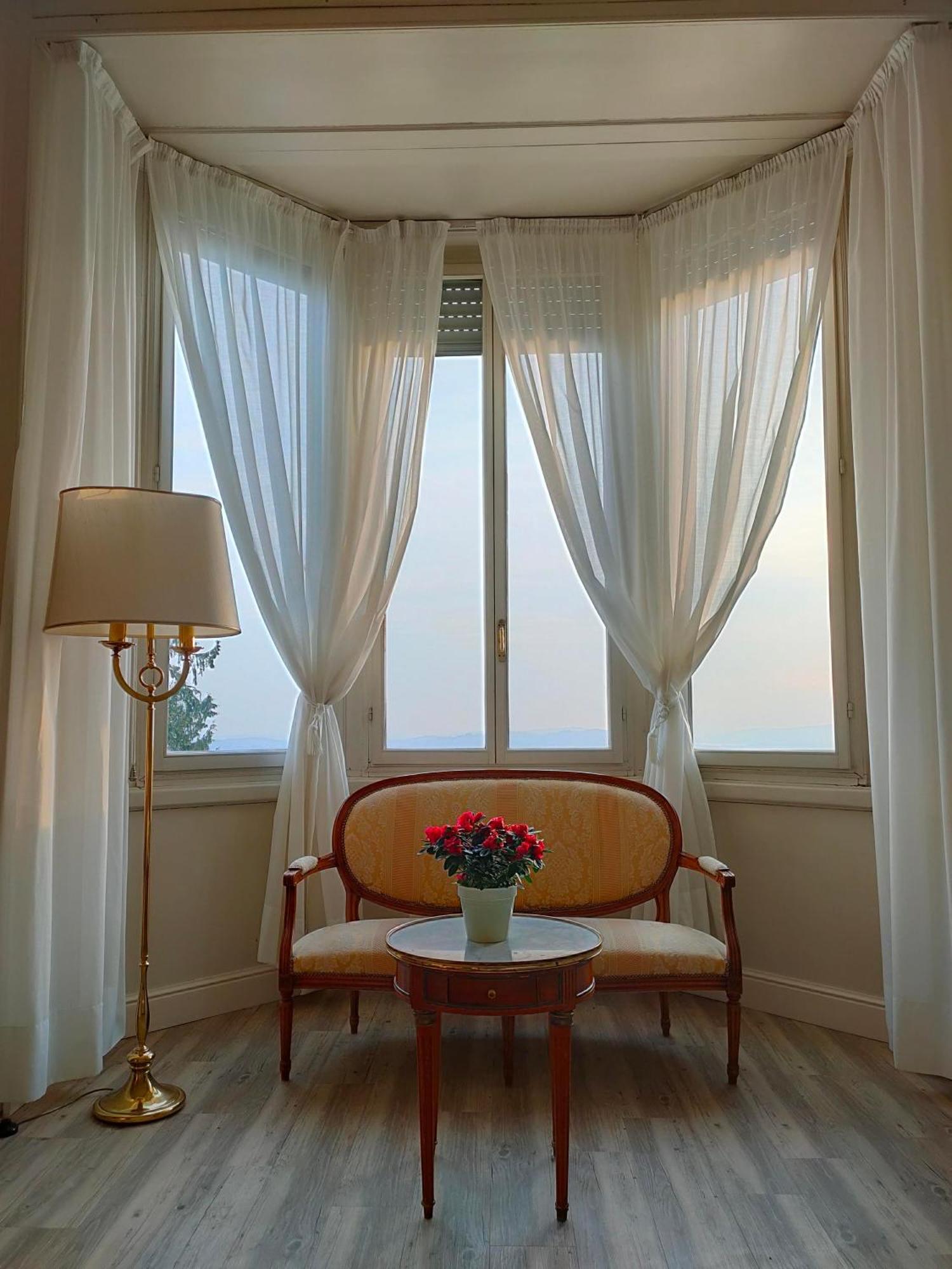 Palace Grand Hotel Varese Esterno foto