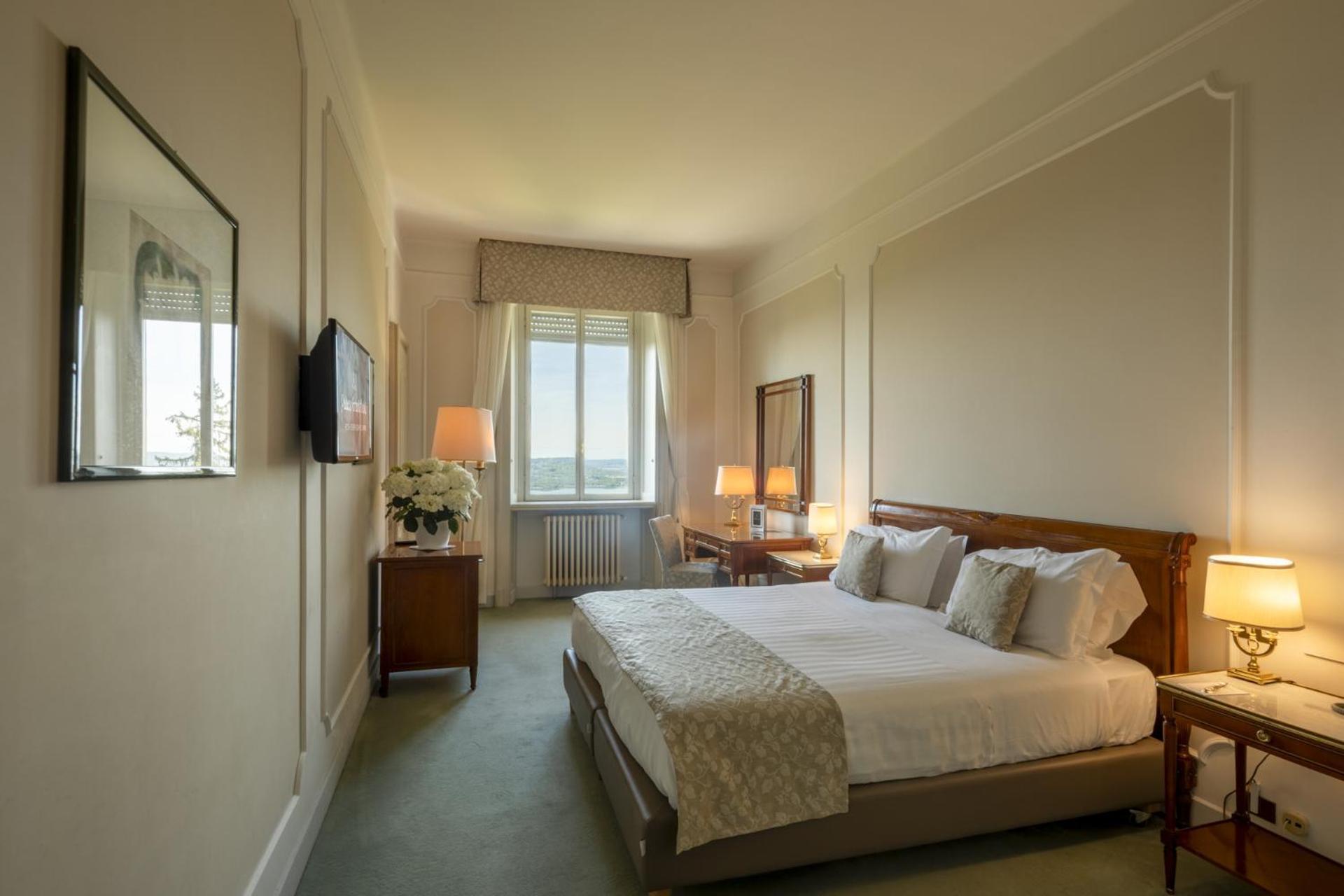 Palace Grand Hotel Varese Esterno foto