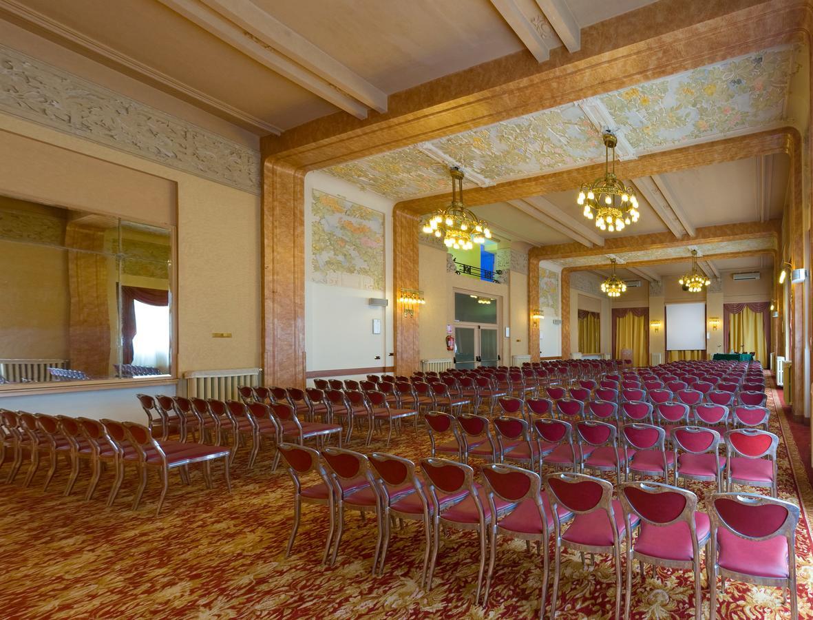 Palace Grand Hotel Varese Esterno foto