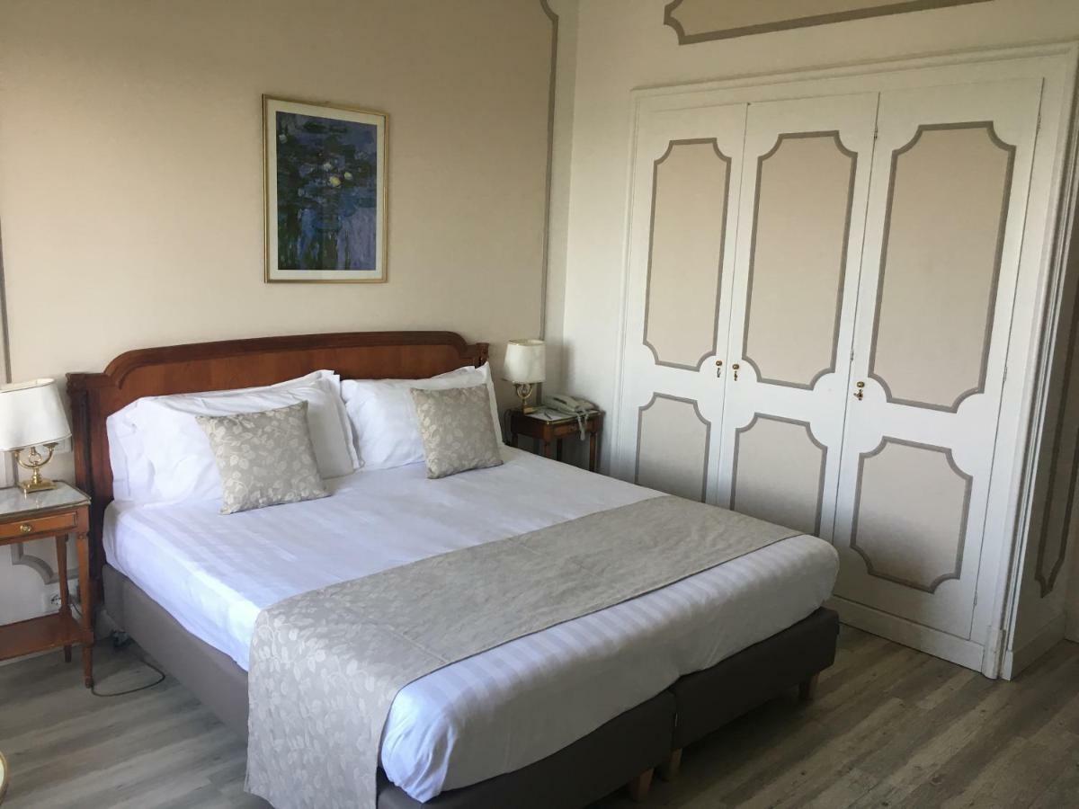 Palace Grand Hotel Varese Esterno foto